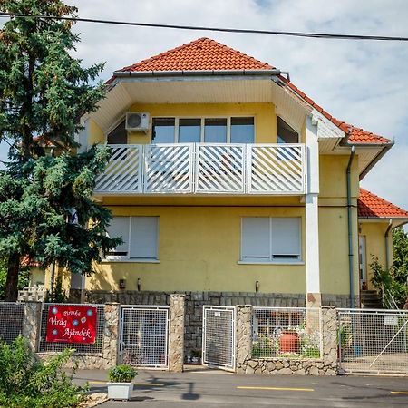 Viragos Vendeghaz Appartement Keszthely Buitenkant foto